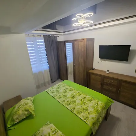 Apartament Eduard *